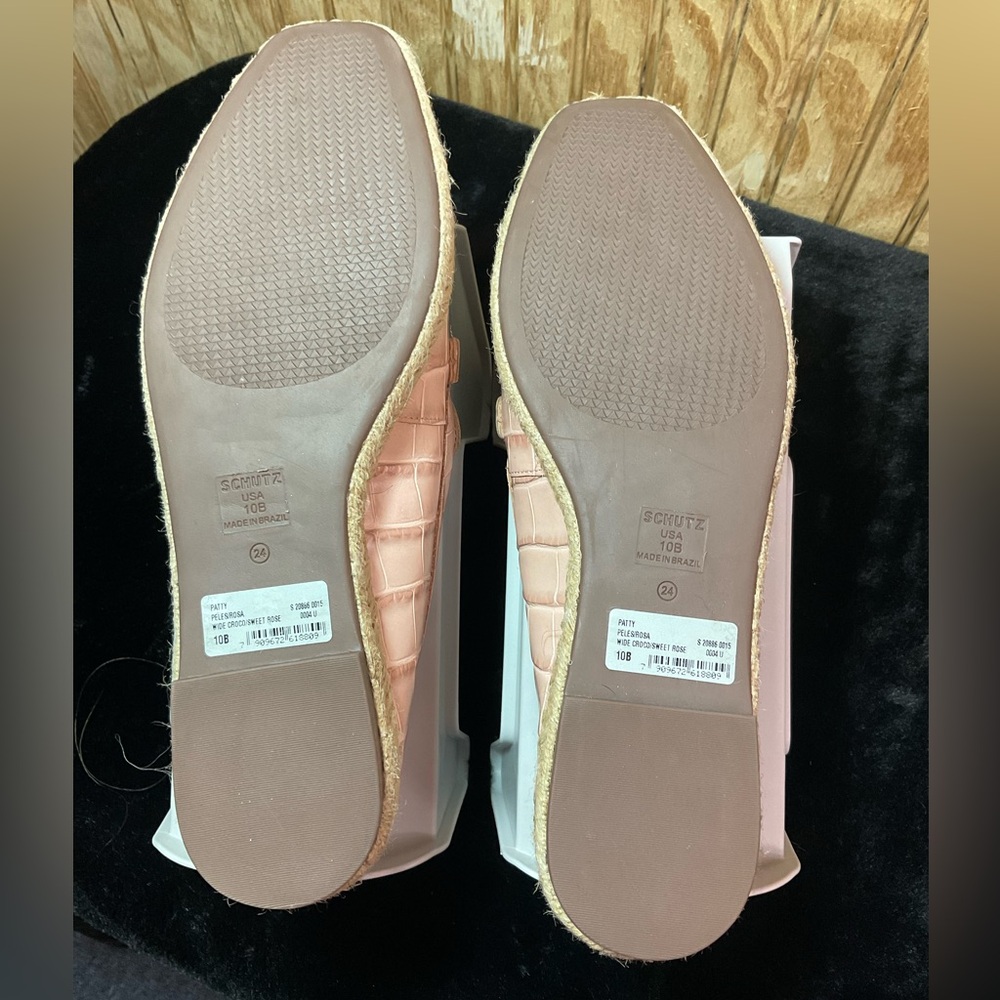 SCHUTZ Blush Croc-Patterned Loafers with Gold Accent - Picture 7 of 10